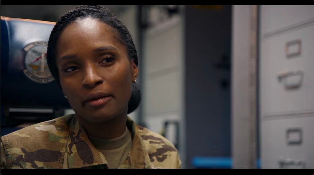 UNITED STATES NAVY SURFACE WARFARE OFFICER image 10 15 26 at 6.29 pm